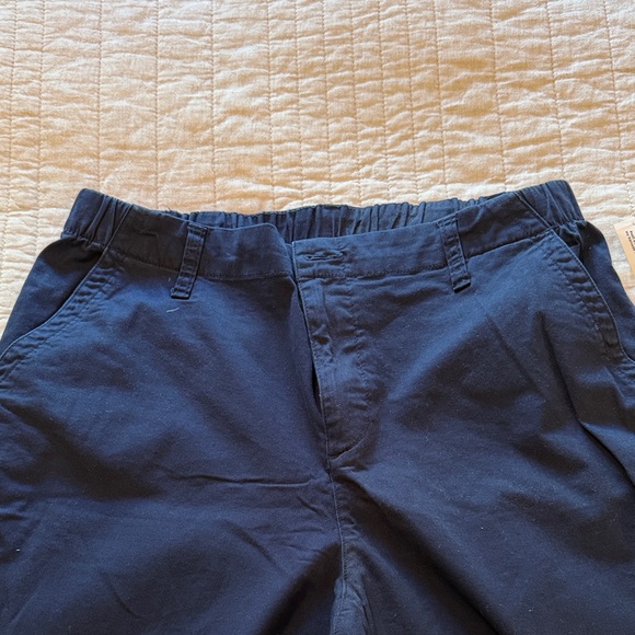 Old Navy Women’s Navy Blue Chinos - Picture 4 of 6